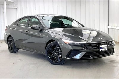 2026 Hyundai Elantra SEL Sport Premium