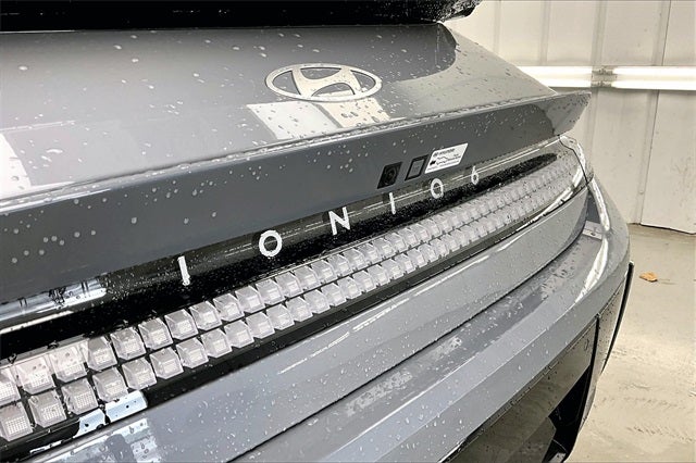 2025 Hyundai IONIQ 6 SE