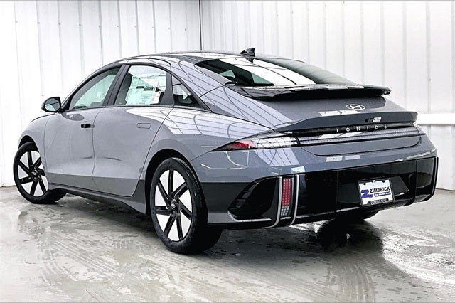 2025 Hyundai IONIQ 6 SE