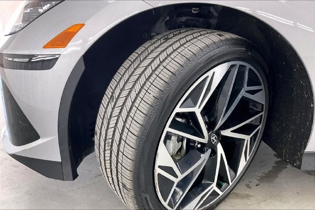 2023 Hyundai IONIQ 6 SEL