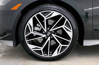 2024 Hyundai IONIQ 6 SEL