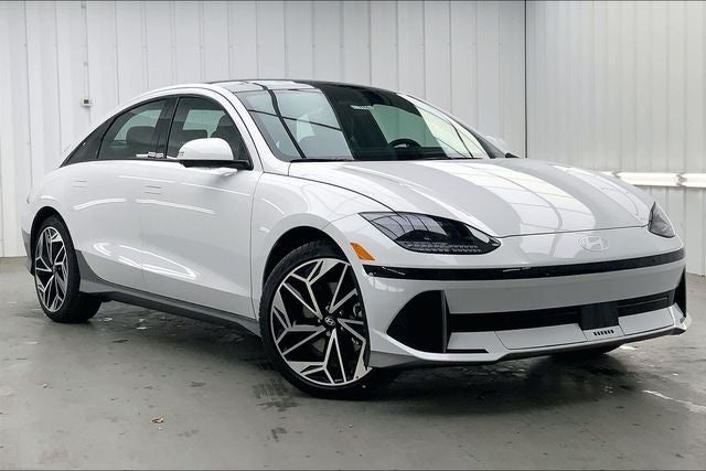 2025 Hyundai IONIQ 6 Limited