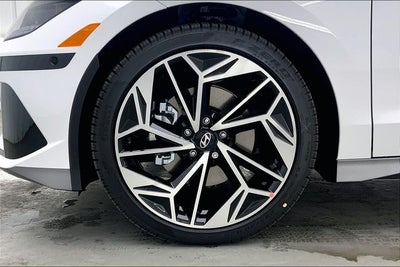 2025 Hyundai IONIQ 6 Limited