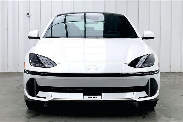 2025 Hyundai IONIQ 6 Limited