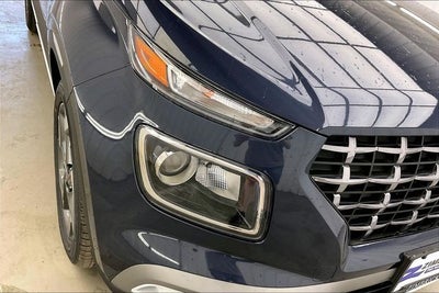 2026 Hyundai Venue SEL w/Two-Tone Roof
