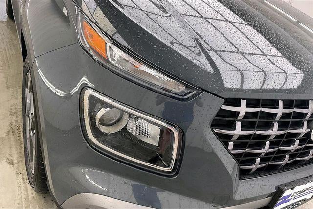 2026 Hyundai Venue SEL w/Two-Tone Roof
