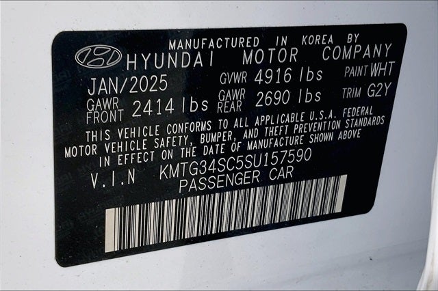 2025 Genesis G70 2.5T