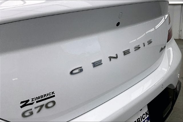 2022 Genesis G70 2.0T
