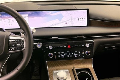 2025 Genesis G80 2.5T