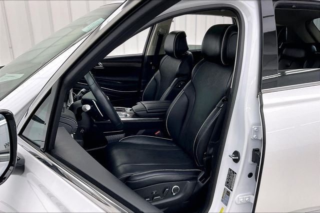 2021 GENESIS GV80 Standard - Photo 8