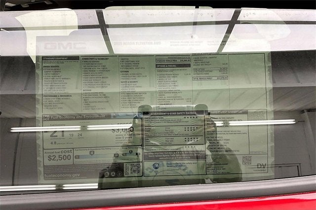 2025 GMC Acadia Elevation