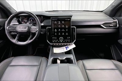 2024 GMC Acadia AT4