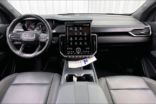 2024 GMC Acadia AT4