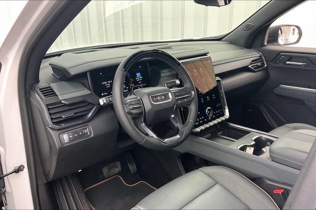 2024 GMC Acadia AT4