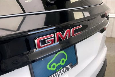 2024 GMC Acadia AT4
