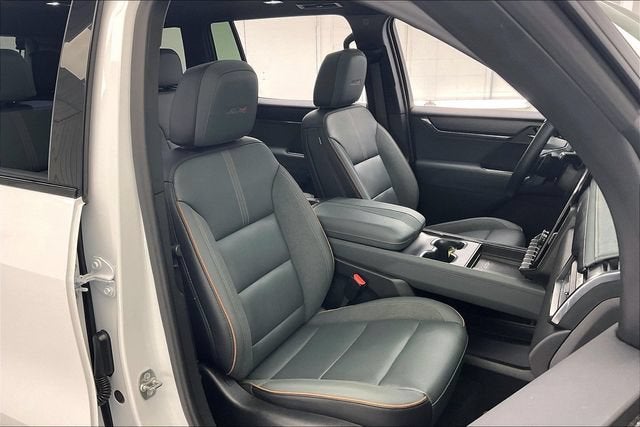 2024 GMC Acadia AT4