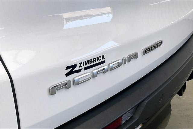 2024 GMC Acadia AT4