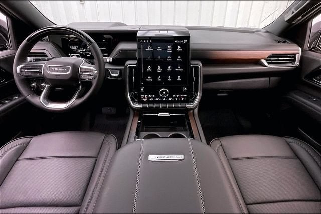 2026 GMC Yukon Denali - Photo 6