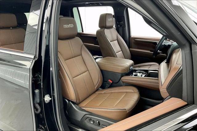 2025 Chevrolet Suburban High Country