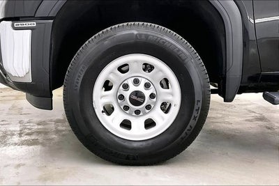 2024 GMC Sierra 2500 HD Pro