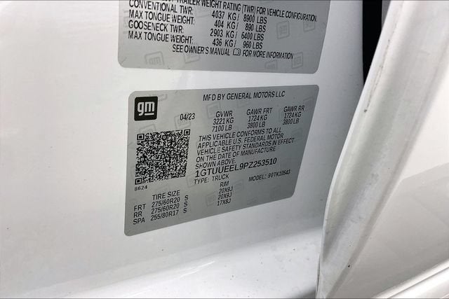 2023 GMC Sierra 1500 AT4