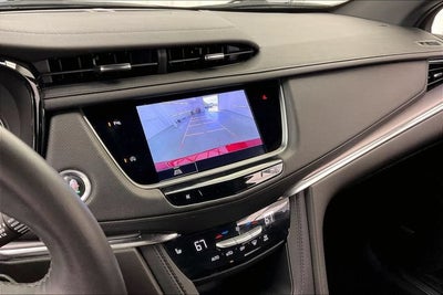 2022 Cadillac XT5 Luxury