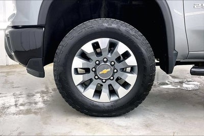 2025 Chevrolet Silverado 2500 HD Custom