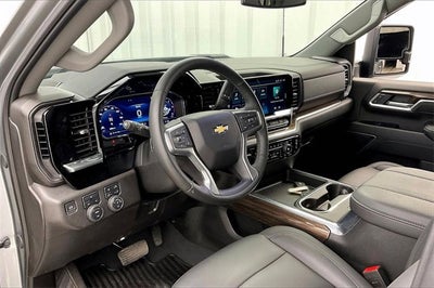 2025 Chevrolet Silverado 3500 HD LT