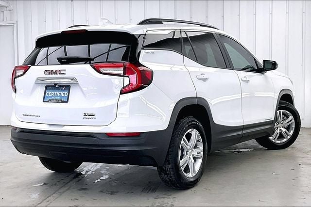 2022 GMC Terrain SLE - Photo 12