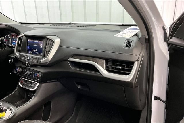 2022 GMC Terrain SLE - Photo 17