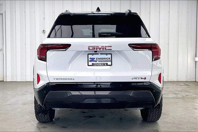 2026 GMC Terrain AT4