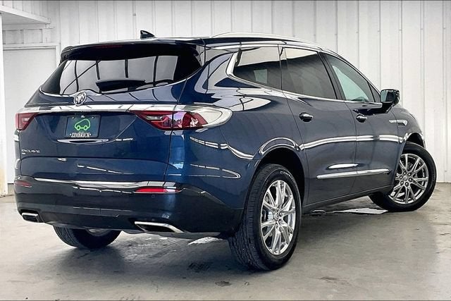 2023 Buick Enclave Premium