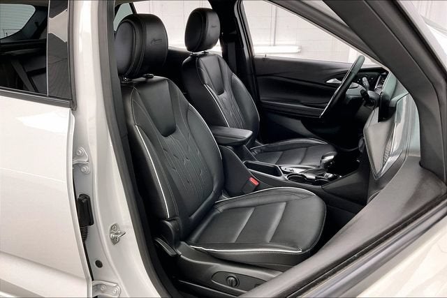 2025 Buick Encore GX Avenir