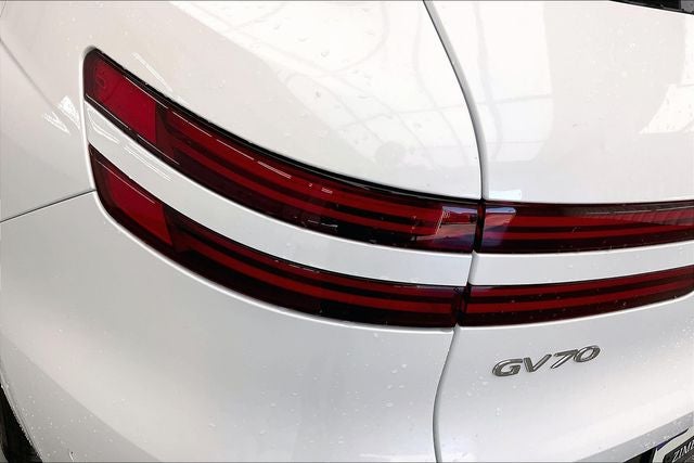 2026 Genesis GV70 2.5T Advanced