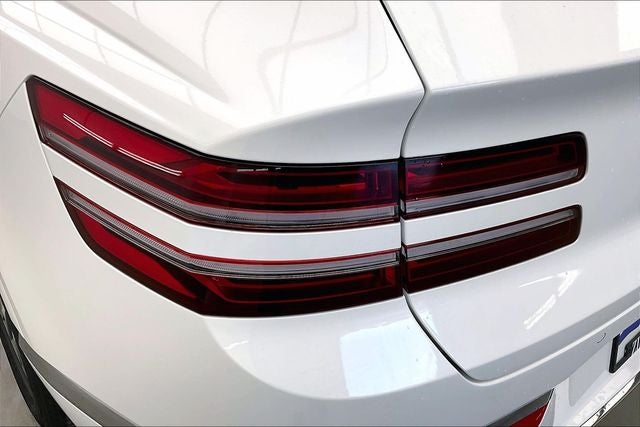 2027 Genesis GV80 2.5T