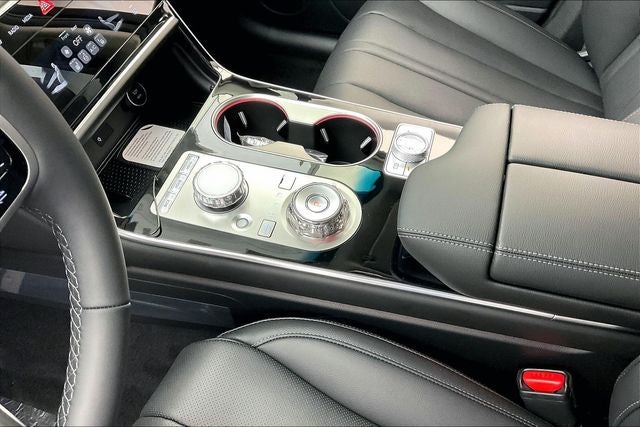 2027 Genesis GV80 2.5T