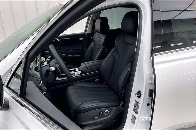 2027 Genesis GV80 2.5T