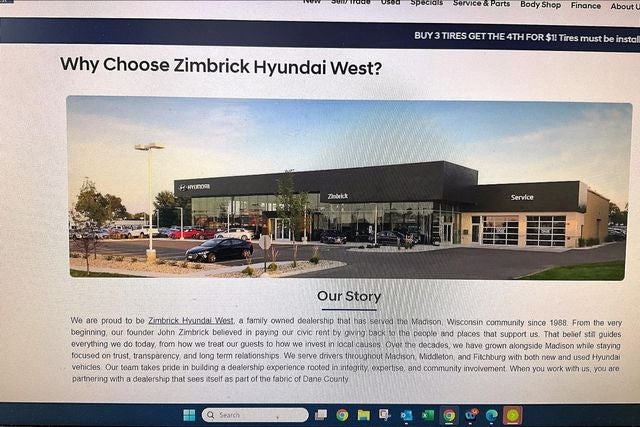 2026 Genesis GV70 2.5T Advanced