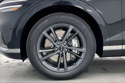 2027 Genesis GV70 2.5T Advanced