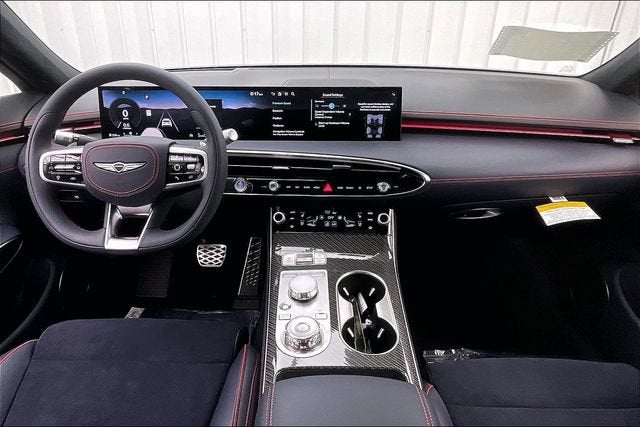 2027 Genesis GV70 Base